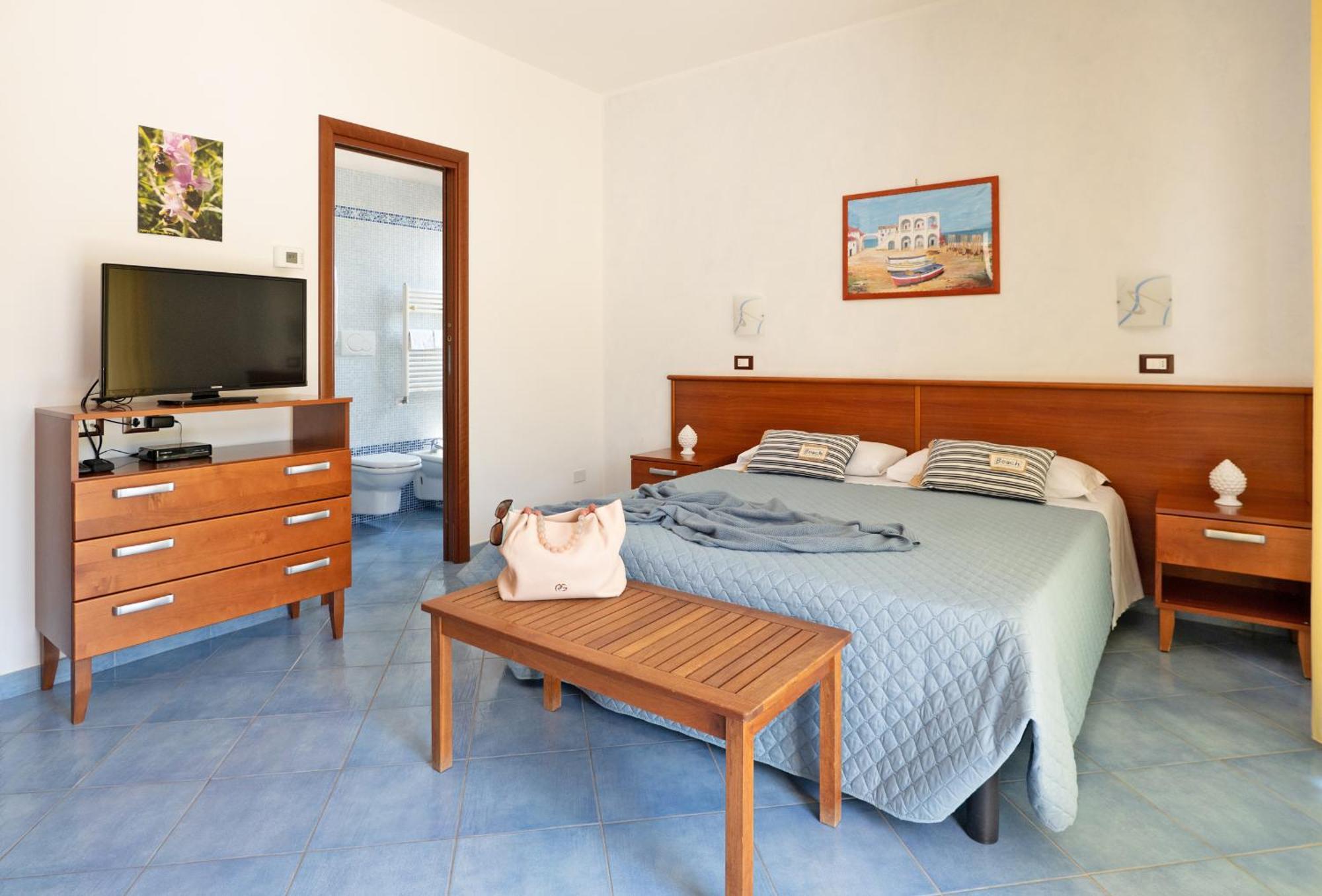 Hotel Residence Torre Del Porto Mattinata Rom bilde
